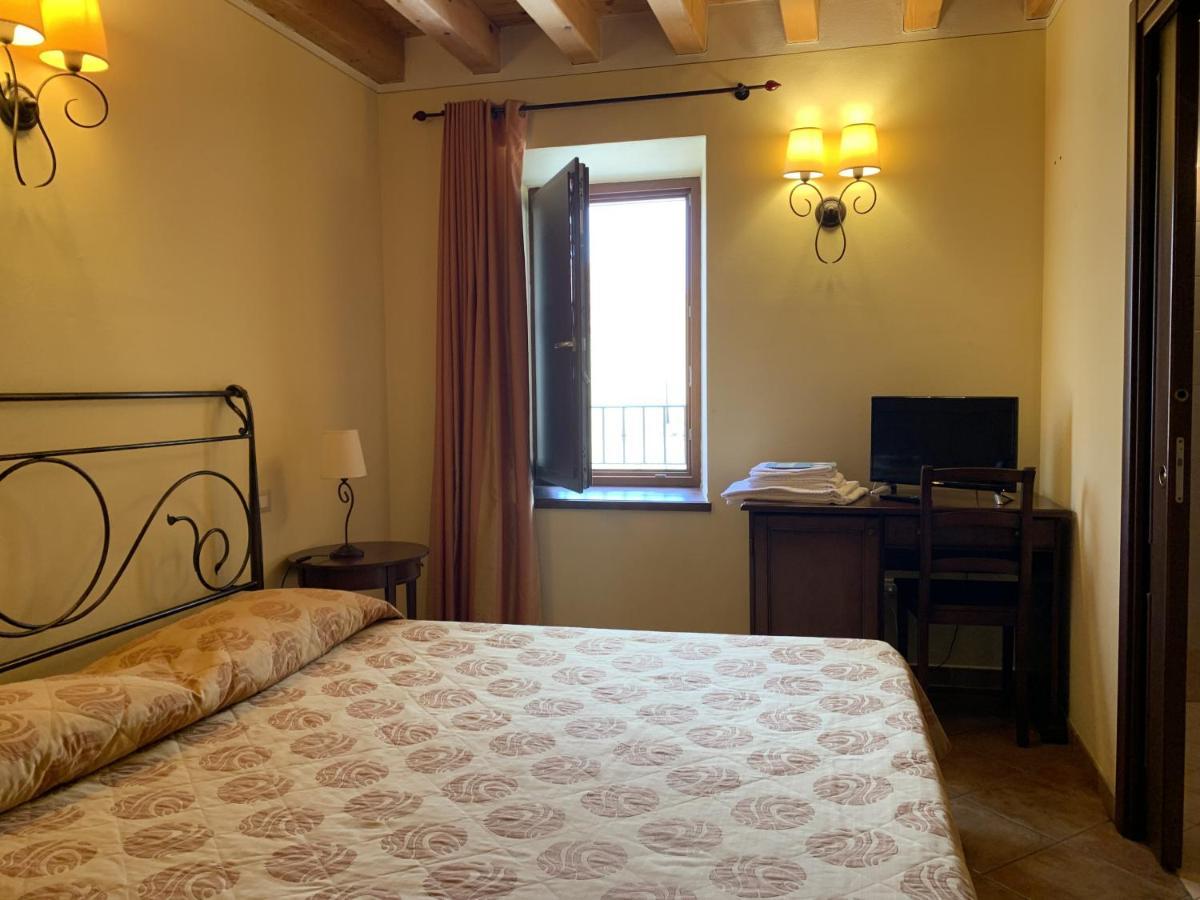 Seiterre Agriturismo Tenuta San Leone Valeggio sul Mincio Dış mekan fotoğraf